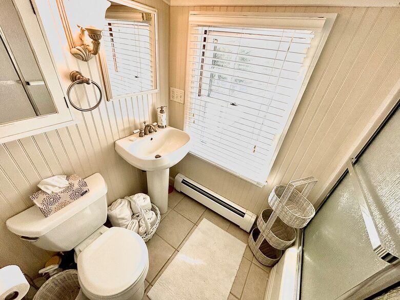 Une retraite classique à Falmouth, à deux pas de la plage - East Falmouth, Massachusetts