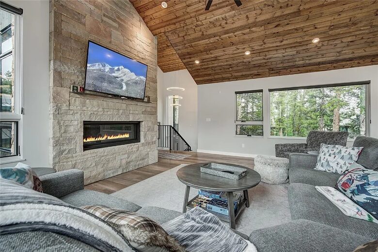 Slope-Side Breckenridge Designer Escape - Breckenridge, Colorado