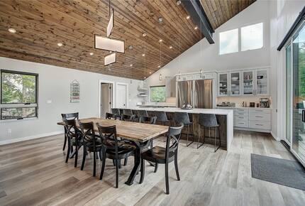 Slope-Side Breckenridge Designer Escape - Breckenridge, Colorado