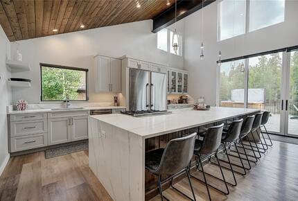 Slope-Side Breckenridge Designer Escape - Breckenridge, Colorado