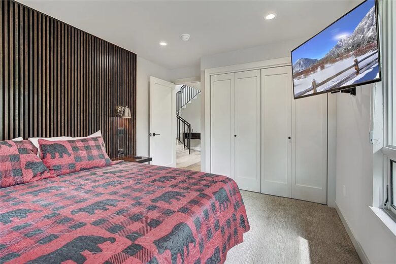 Slope-Side Breckenridge Designer Escape - Breckenridge, Colorado