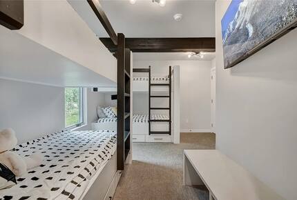 Slope-Side Breckenridge Designer Escape - Breckenridge, Colorado
