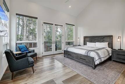 Slope-Side Breckenridge Designer Escape - Breckenridge, Colorado