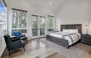 Slope-Side Breckenridge Designer Escape - Breckenridge, Colorado