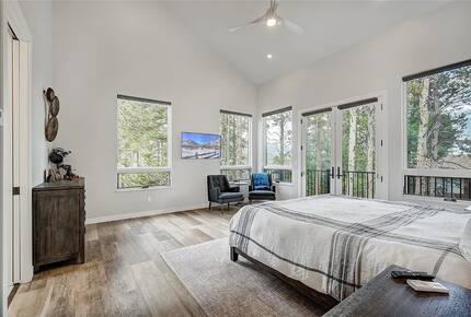 Slope-Side Breckenridge Designer Escape - Breckenridge, Colorado