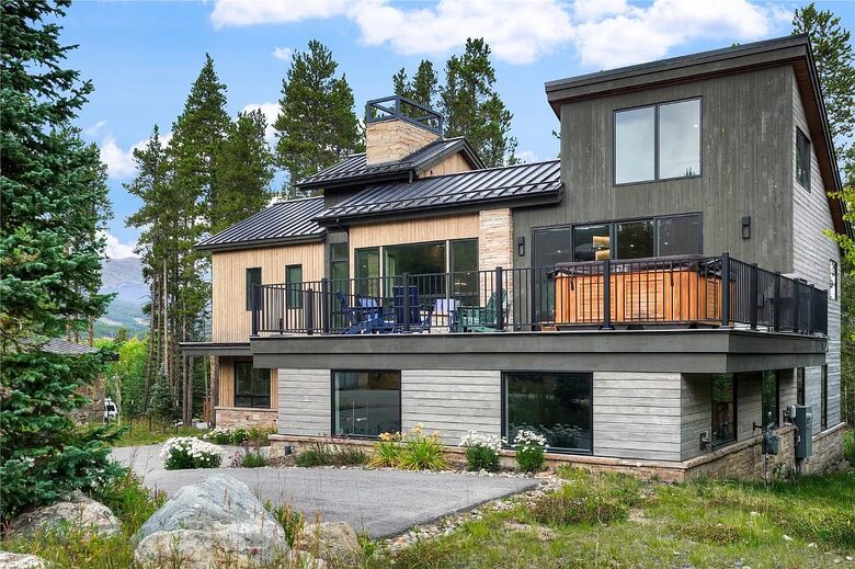 Slope-Side Breckenridge Designer Escape - Breckenridge, Colorado