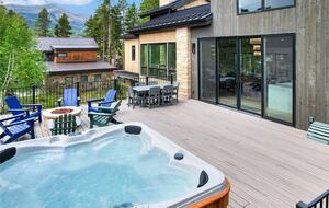 Slope-Side Breckenridge Designer Escape - Breckenridge, Colorado