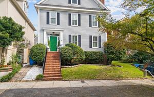Refined Columbia Home with Private Garden Oasis - Columbia, South Carolina