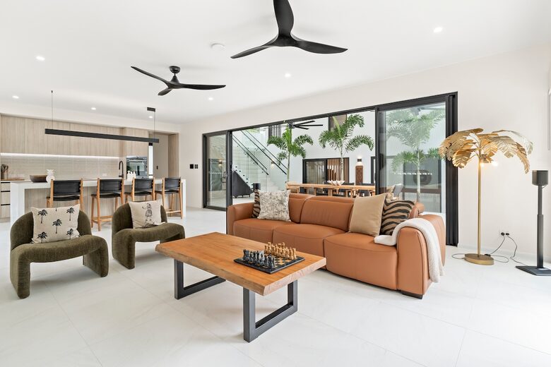 A Private Rainforest Hideaway Steps from Palm Cove Beach - Palm Cove, Australia