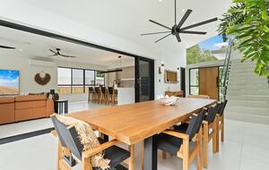 A Private Rainforest Hideaway Steps from Palm Cove Beach - Palm Cove, Australia