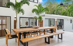 A Private Rainforest Hideaway Steps from Palm Cove Beach - Palm Cove, Australia