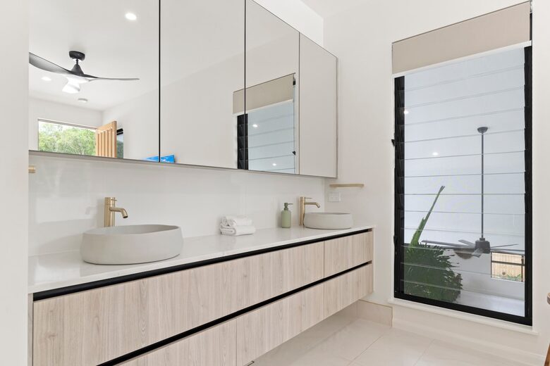 A Private Rainforest Hideaway Steps from Palm Cove Beach - Palm Cove, Australia