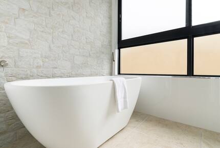 A Private Rainforest Hideaway Steps from Palm Cove Beach - Palm Cove, Australia