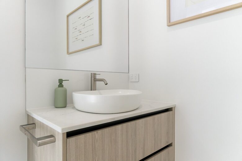 A Private Rainforest Hideaway Steps from Palm Cove Beach - Palm Cove, Australia