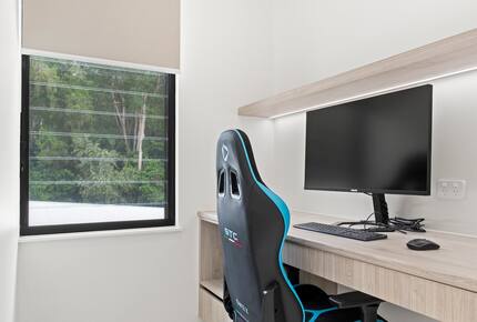 A Private Rainforest Hideaway Steps from Palm Cove Beach - Palm Cove, Australia