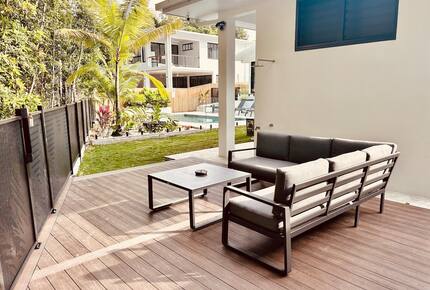 A Private Rainforest Hideaway Steps from Palm Cove Beach - Palm Cove, Australia