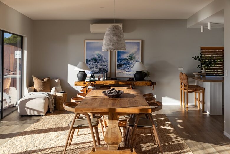 Dune-Top Beach House Overlooking Waubs Bay, Bicheno - Bicheno, Australia