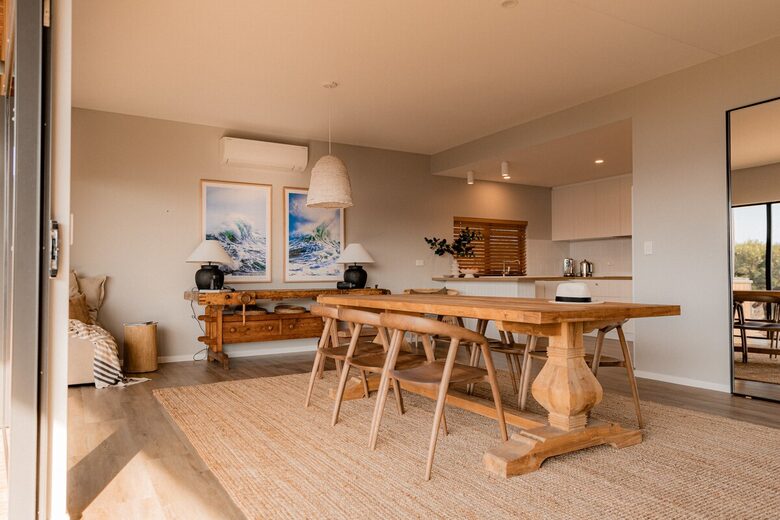Dune-Top Beach House Overlooking Waubs Bay, Bicheno - Bicheno, Australia