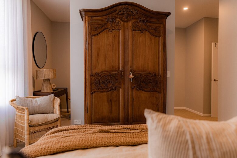 Dune-Top Beach House Overlooking Waubs Bay, Bicheno - Bicheno, Australia