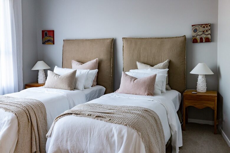 Dune-Top Beach House Overlooking Waubs Bay, Bicheno - Bicheno, Australia