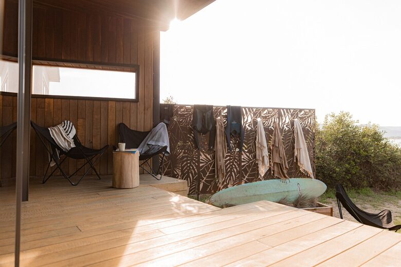 Dune-Top Beach House Overlooking Waubs Bay, Bicheno - Bicheno, Australia