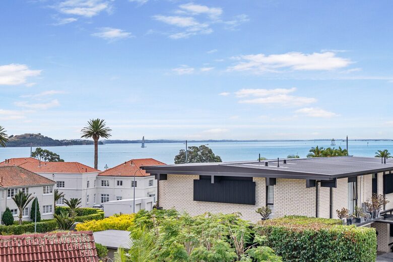 Private Luxury Beach Estate at Mission Bay - Auckland, New Zealand