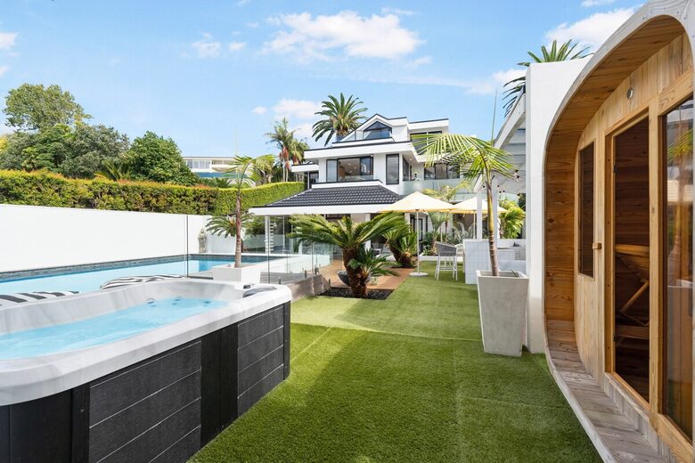 Private Luxury Beach Estate at Mission Bay - Auckland, New Zealand