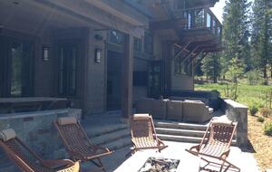 A Refined Tahoe Escape on the Fairway - Truckee, California