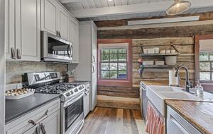 Historic Mountain Cabin on Five Private Alpine Acres - Alma, Colorado