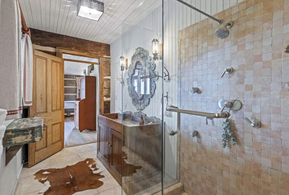 Historic Mountain Cabin on Five Private Alpine Acres - Alma, Colorado