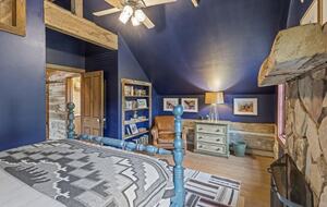 Historic Mountain Cabin on Five Private Alpine Acres - Alma, Colorado