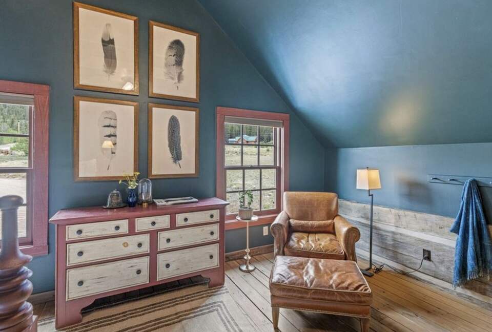 Historic Mountain Cabin on Five Private Alpine Acres - Alma, Colorado