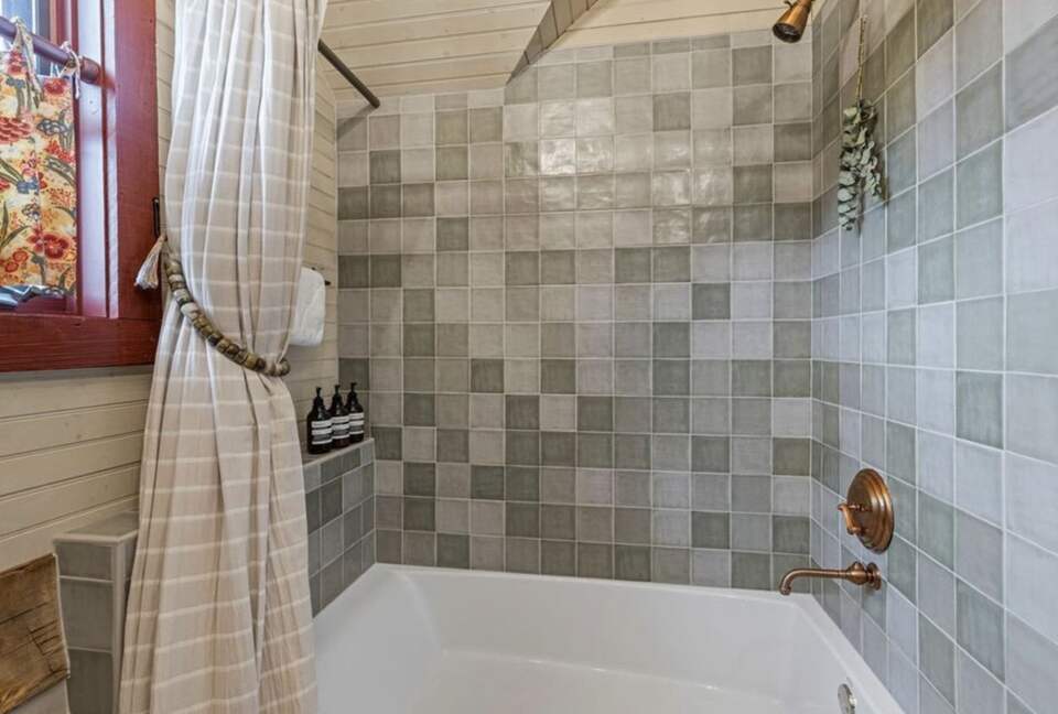 Historic Mountain Cabin on Five Private Alpine Acres - Alma, Colorado