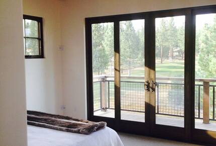 A Refined Tahoe Escape on the Fairway - Truckee, California