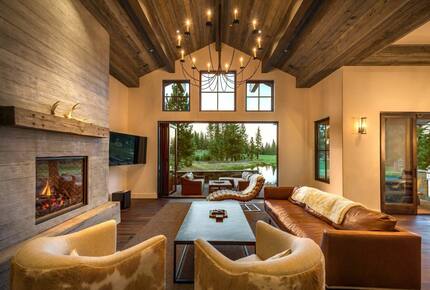 A Refined Tahoe Escape on the Fairway - Truckee, California
