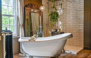 A Sophisticated Six-Bedroom Home near Walmer Beach - Deal, United Kingdom