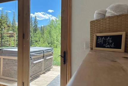 Classic Winter Park Lodge Near Slopes & Village - Winter Park, Colorado