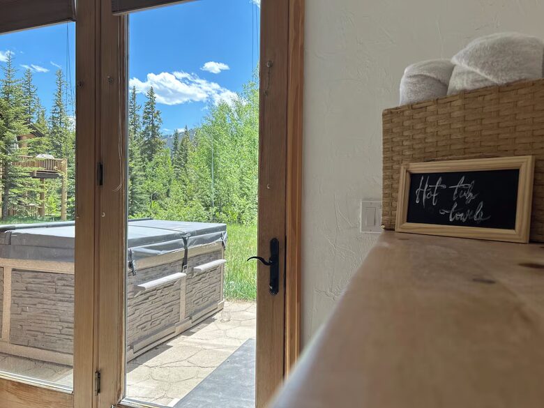 Classic Winter Park Lodge Near Slopes & Village - Winter Park, Colorado