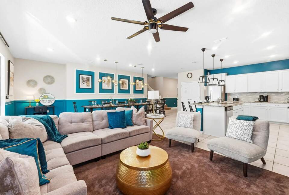 Ultimate Windsor Island Family Retreat with Private Pool & Game Rooms - Davenport, Florida