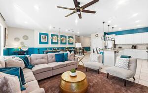 Ultimate Windsor Island Family Retreat with Private Pool & Game Rooms - Davenport, Florida