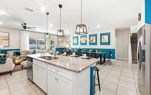 Ultimate Windsor Island Family Retreat with Private Pool & Game Rooms - Davenport, Florida