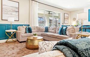 Ultimate Windsor Island Family Retreat with Private Pool & Game Rooms - Davenport, Florida