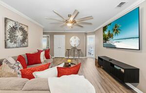 Ultimate Windsor Island Family Retreat with Private Pool & Game Rooms - Davenport, Florida