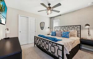 Ultimate Windsor Island Family Retreat with Private Pool & Game Rooms - Davenport, Florida