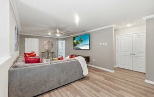 Ultimate Windsor Island Family Retreat with Private Pool & Game Rooms - Davenport, Florida