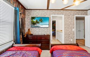 Ultimate Windsor Island Family Retreat with Private Pool & Game Rooms - Davenport, Florida