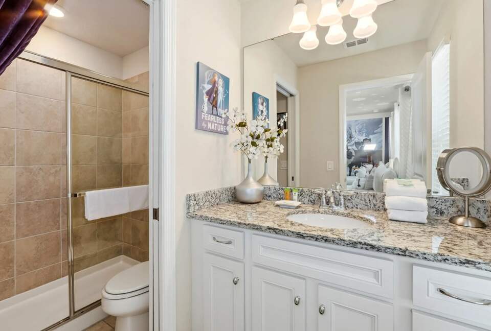 Ultimate Windsor Island Family Retreat with Private Pool & Game Rooms - Davenport, Florida