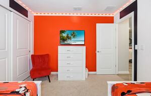 Ultimate Windsor Island Family Retreat with Private Pool & Game Rooms - Davenport, Florida