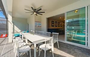 Ultimate Windsor Island Family Retreat with Private Pool & Game Rooms - Davenport, Florida