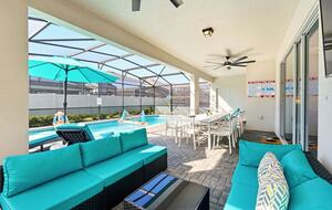 Ultimate Windsor Island Family Retreat with Private Pool & Game Rooms - Davenport, Florida